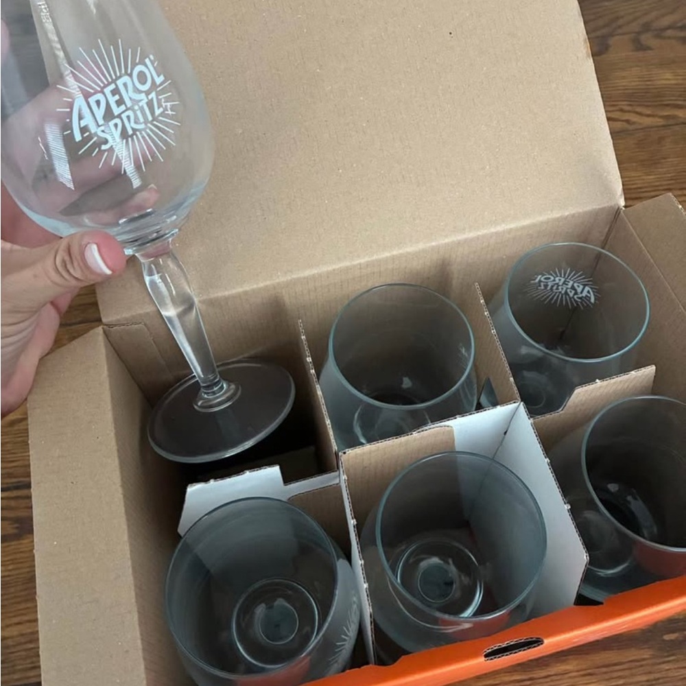 Elegant White Drinkware Set for Dining